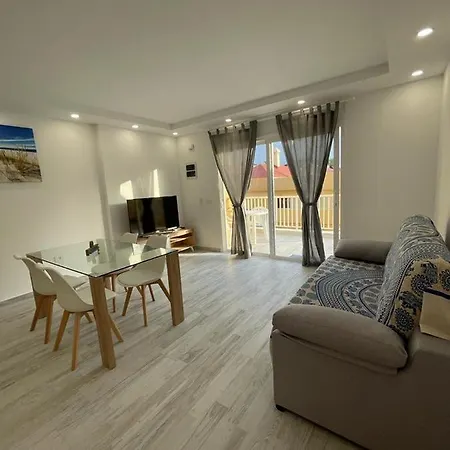 Luxury Flat, Few Minutes From Fanabe Beach! Apartment