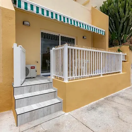 Apartment Luxury Flat, Few Minutes From Fanabe Beach!